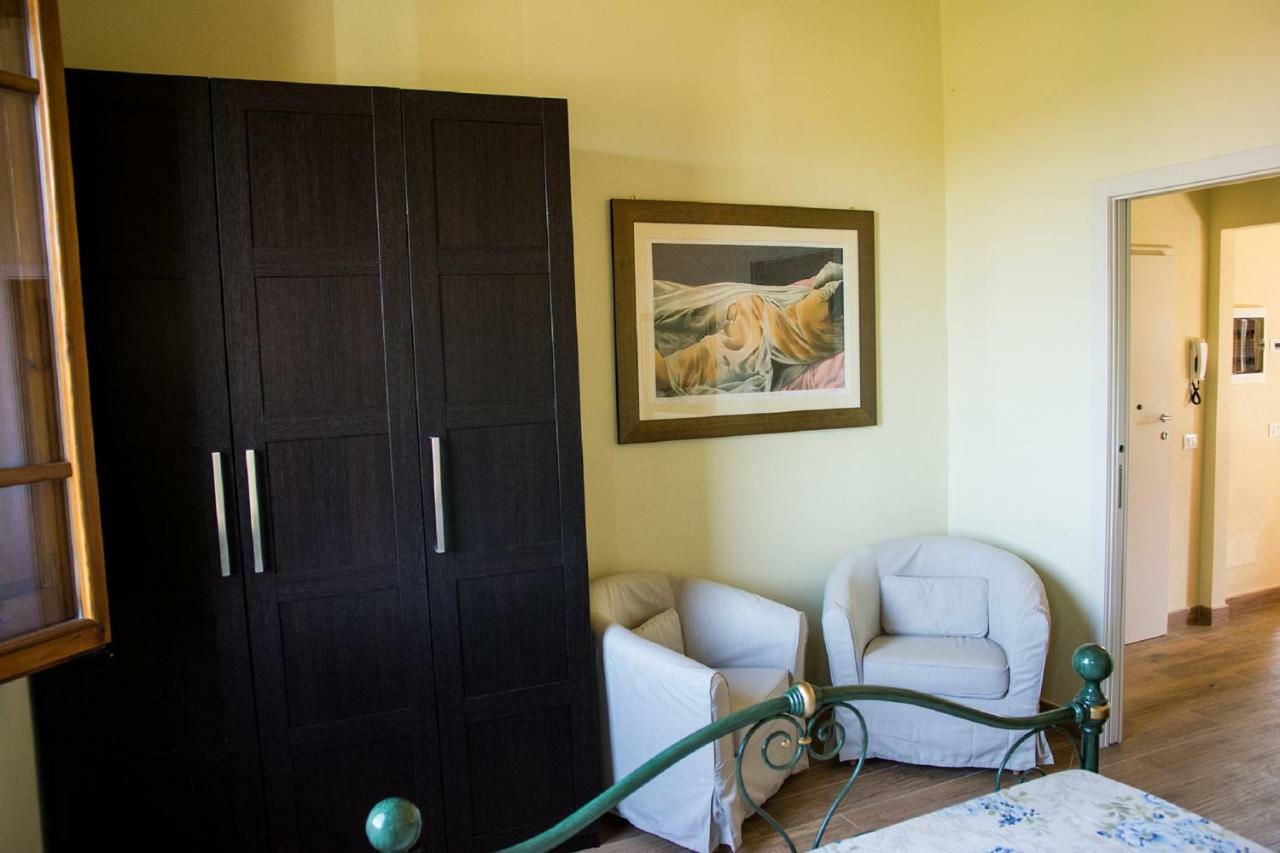 Il Balcone Di Rina Villa ซานจีมิญญาโน ภายนอก รูปภาพ